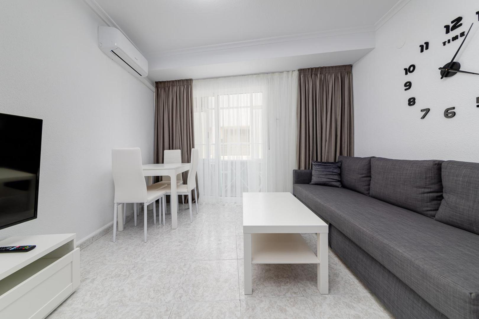 Calle Concordia 86, Two Bedroom Apartment, Up To 6 Guests, Near Del Cura Beach,Supermarket Mercadona And Central Bus Station Torrevieja Eksteriør billede
