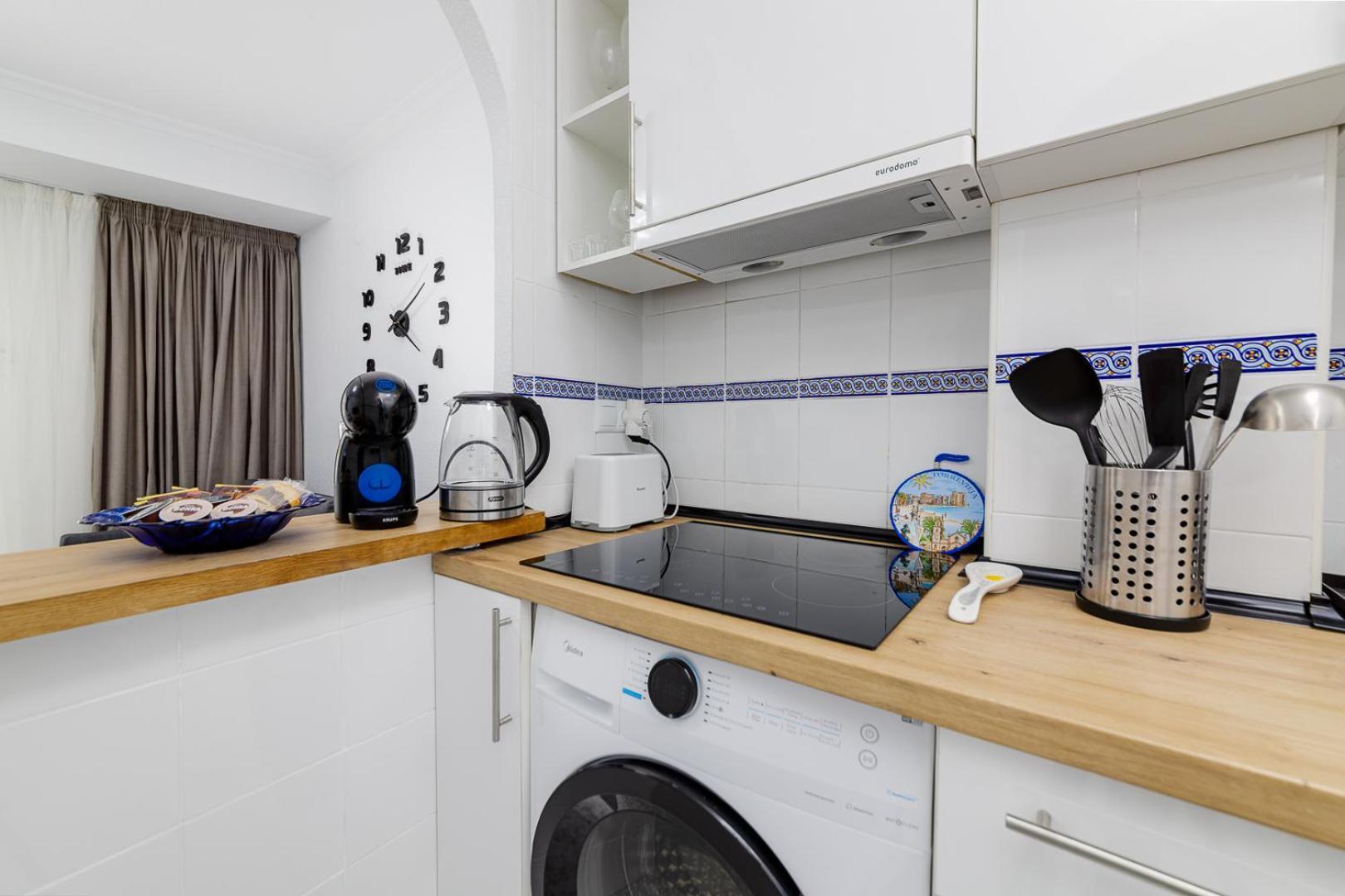 Calle Concordia 86, Two Bedroom Apartment, Up To 6 Guests, Near Del Cura Beach,Supermarket Mercadona And Central Bus Station Torrevieja Eksteriør billede
